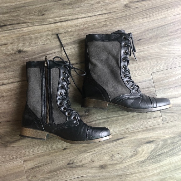 Black & Grey Candies Canavs Pleather Moto Boot Size 6 - Picture 1 of 7